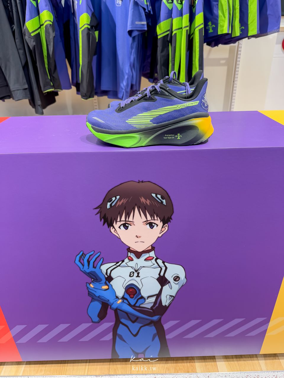 球鞋控必逛！福岡博多運河城三層樓超大Alpen FUKUOKA。HOKA、On跑鞋、露營裝備、高爾夫超齊全。退稅優惠券先下載好