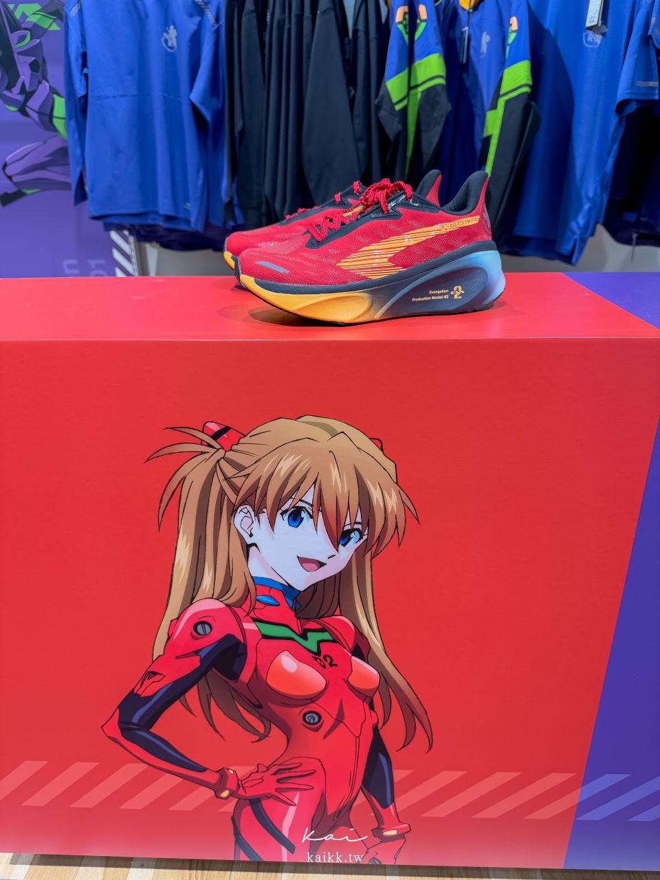 球鞋控必逛！福岡博多運河城三層樓超大Alpen FUKUOKA。HOKA、On跑鞋、露營裝備、高爾夫超齊全。退稅優惠券先下載好